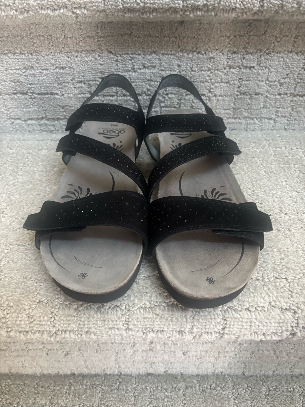 Abeo Black Triple-Strap Women's Sandals